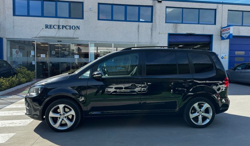 
								VW Touran 2012 full									