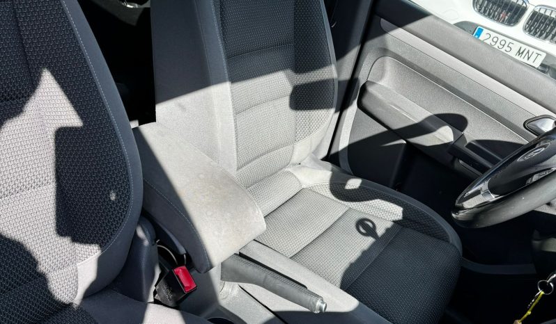 
								VW Touran 2012 full									