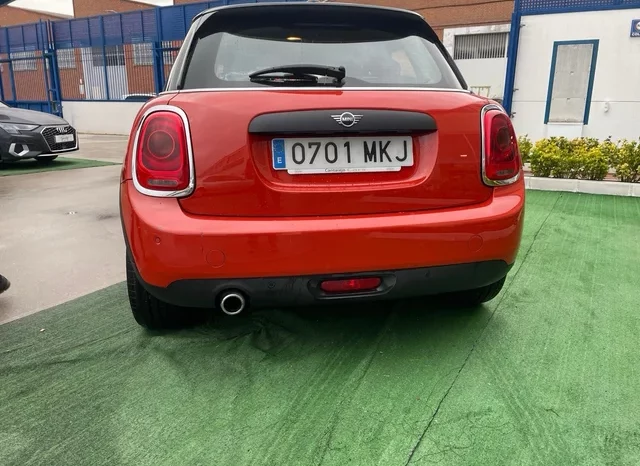 
								BMW Mini 2021 full									