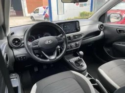 
										Hyundai i10 2021 full									