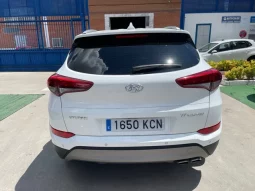 
										Hyundai Tucson 2017 full									