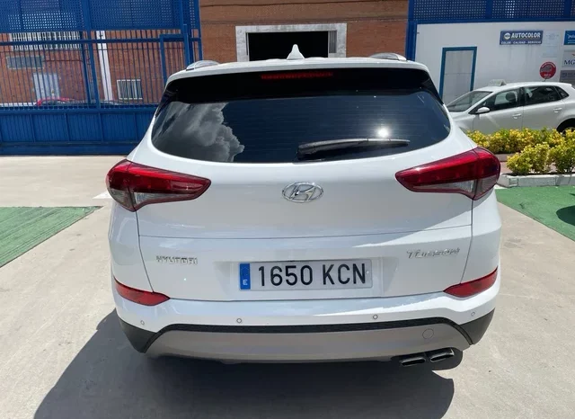 
								Hyundai Tucson 2017 full									