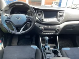 
										Hyundai Tucson 2017 full									