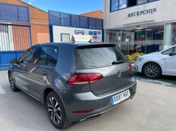 
										Volkswagen Golf 2019 full									