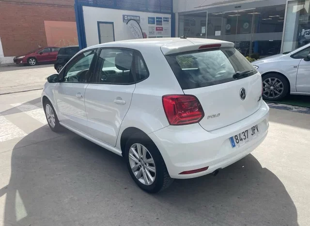 
								Volkswagen Polo 2016 full									