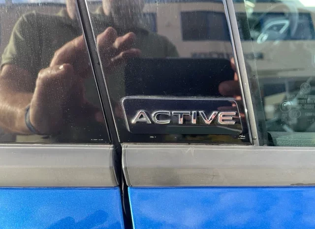 
								Volkswagen T-Roc 2022 full									