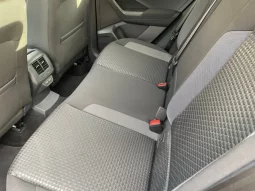 
										Volkswagen T-Roc 2022 full									