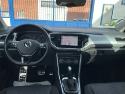 
										Volkswagen T-Roc 2022 full									