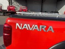 
										Nissan NP300 Navara 2006 full									