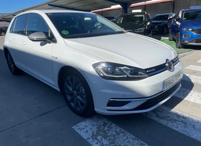 
								Vw Golf 2019 full									