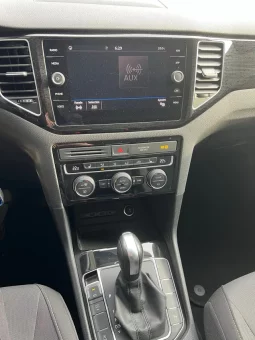 
										Volkswagen Golf Sportsvan 2019 full									