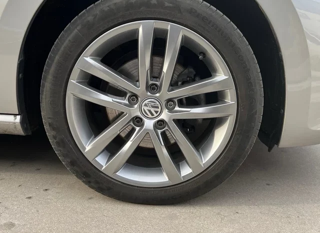 
								Volkswagen Golf Sportsvan 2019 full									