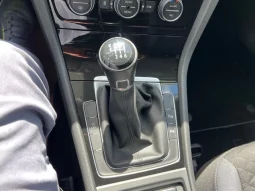 
										Volkswagen Golf 2018 full									