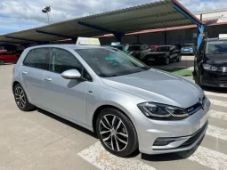 
										Volkswagen Golf 2018 full									