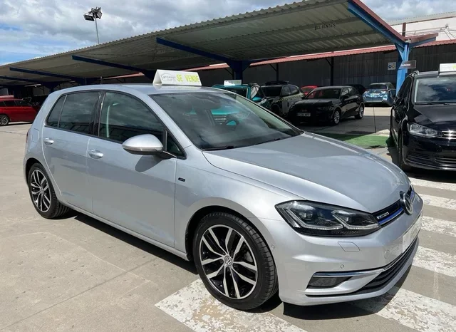 
								Volkswagen Golf 2018 full									