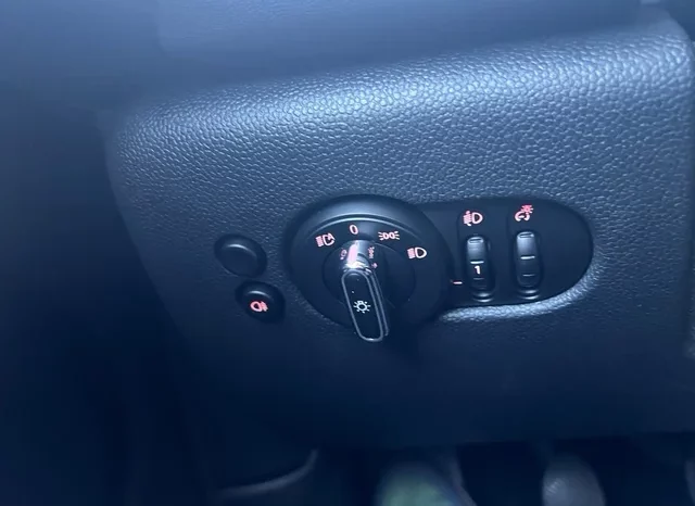 
								MINI Coupé 2022 full									