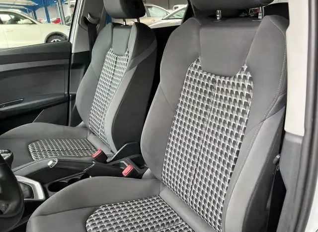 
								Audi A1-2024 full									