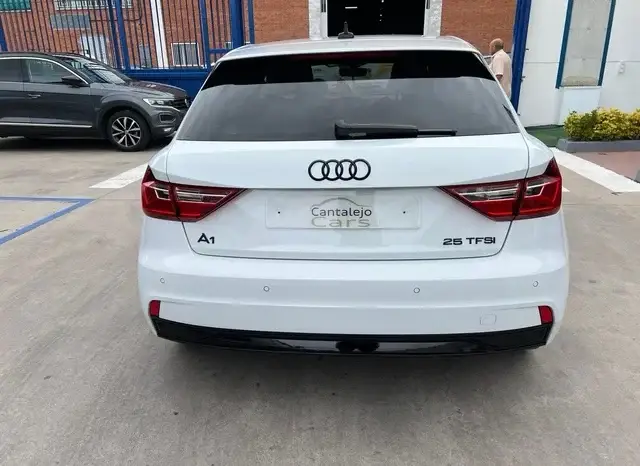
								Audi A1-2024 full									