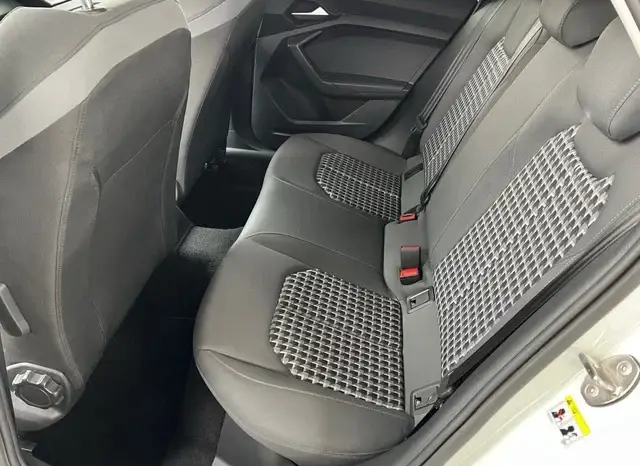 
								Audi A1-2024 full									