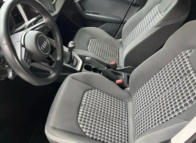 
								Audi A1-2024 full									