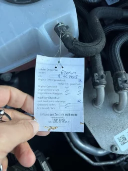 
										Volkswagen Golf 2023 full									