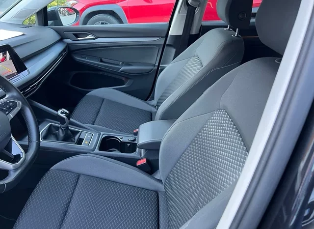 
								Volkswagen Golf 2023 full									